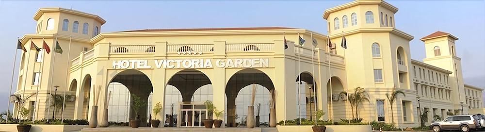 Hotel Victoria Garden Camama Bagian luar foto