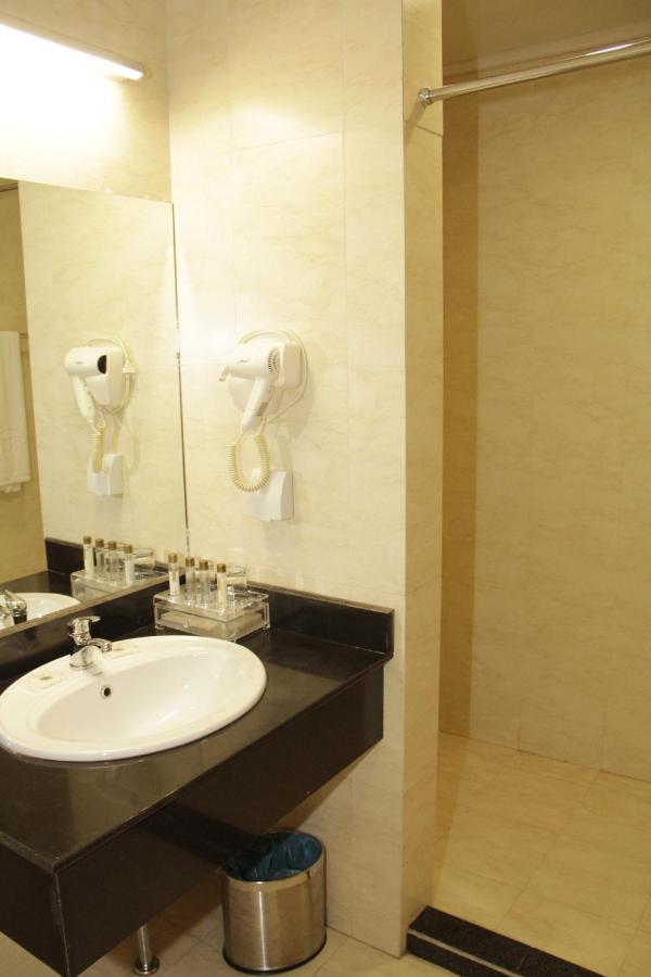 Hotel Victoria Garden Camama Ruang foto