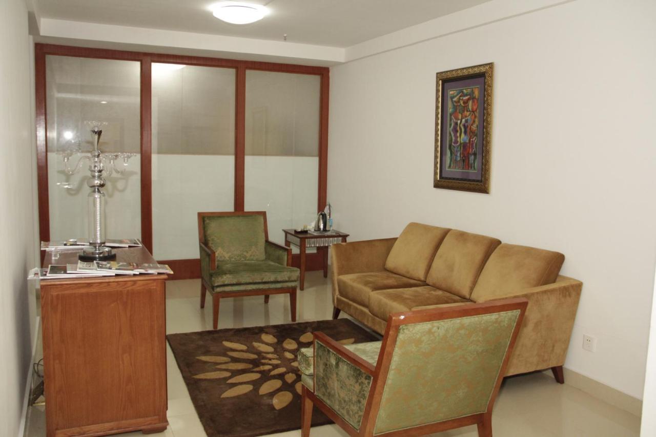 Hotel Victoria Garden Camama Ruang foto