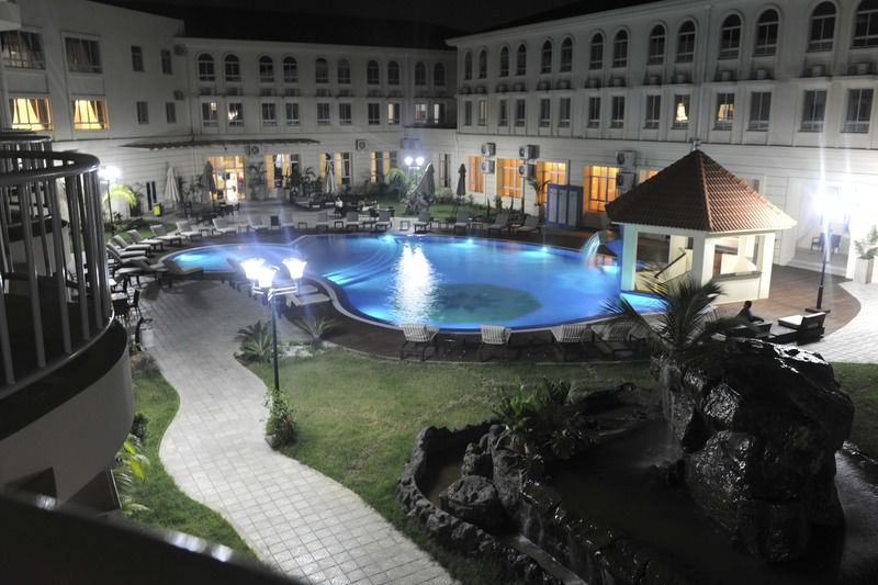 Hotel Victoria Garden Camama Bagian luar foto